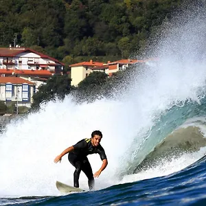 Surf Camp Apartahotel Mundaka